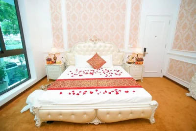 Standardzimmer mit Kingsize-Bett — King's Hotel Yên Hòa